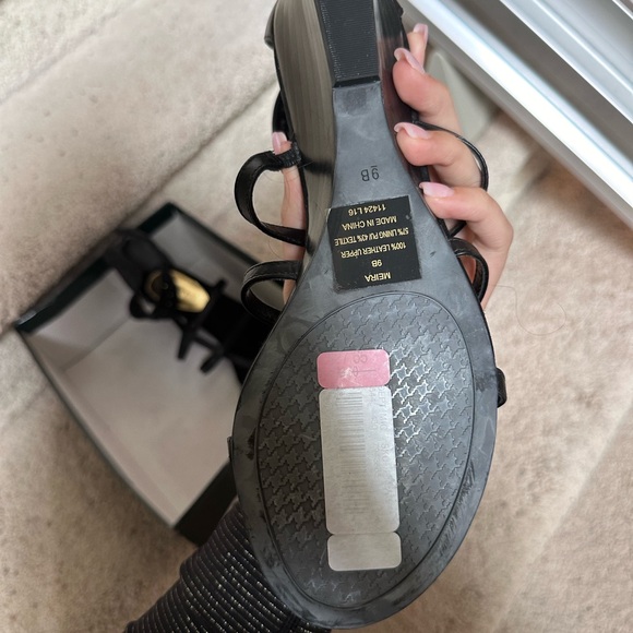 Lauren Ralph Lauren black sandals with small heel size 9 - Picture 4 of 5